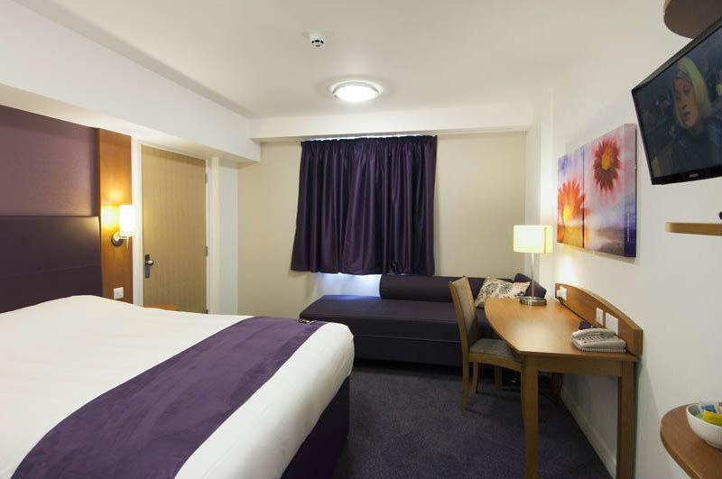 Premier Inn Oxford Buitenkant foto